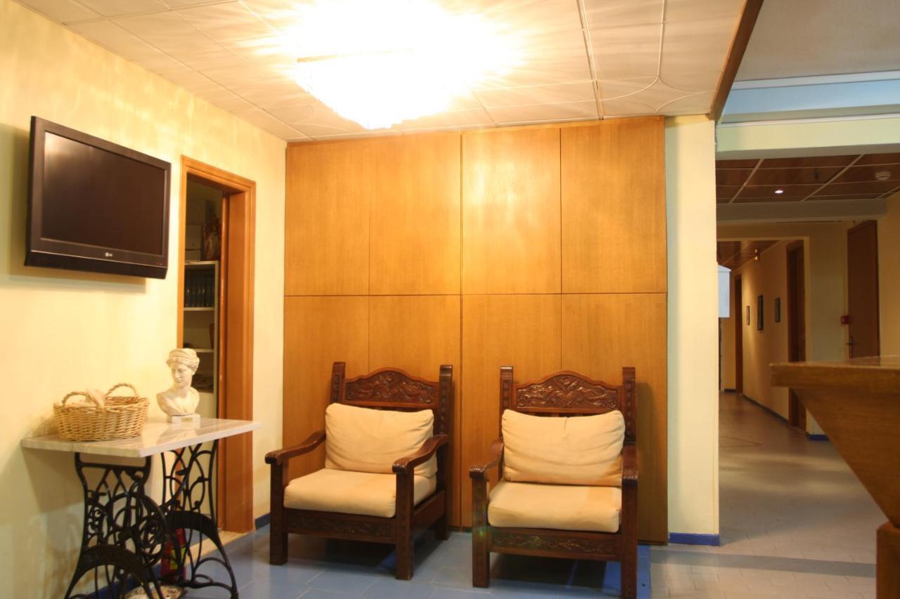 Pebble Beach Hotel Plomari ภายนอก รูปภาพ